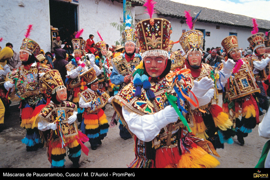 Cena Show en Cusco